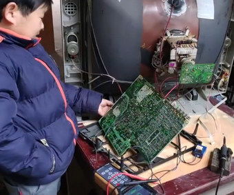 CRT彩電開機(jī)即燒保險(xiǎn)絲故障的診斷與維修指南